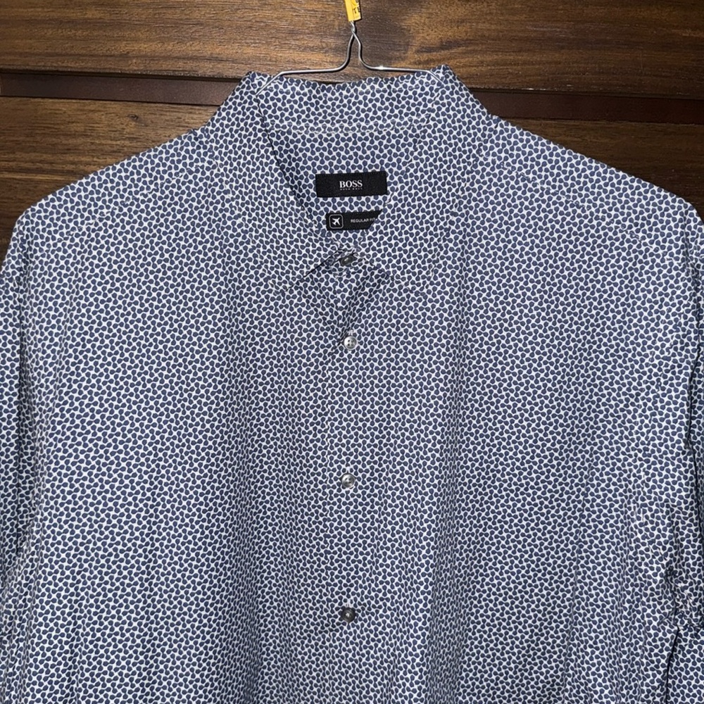 Boss Traveler Button Down
